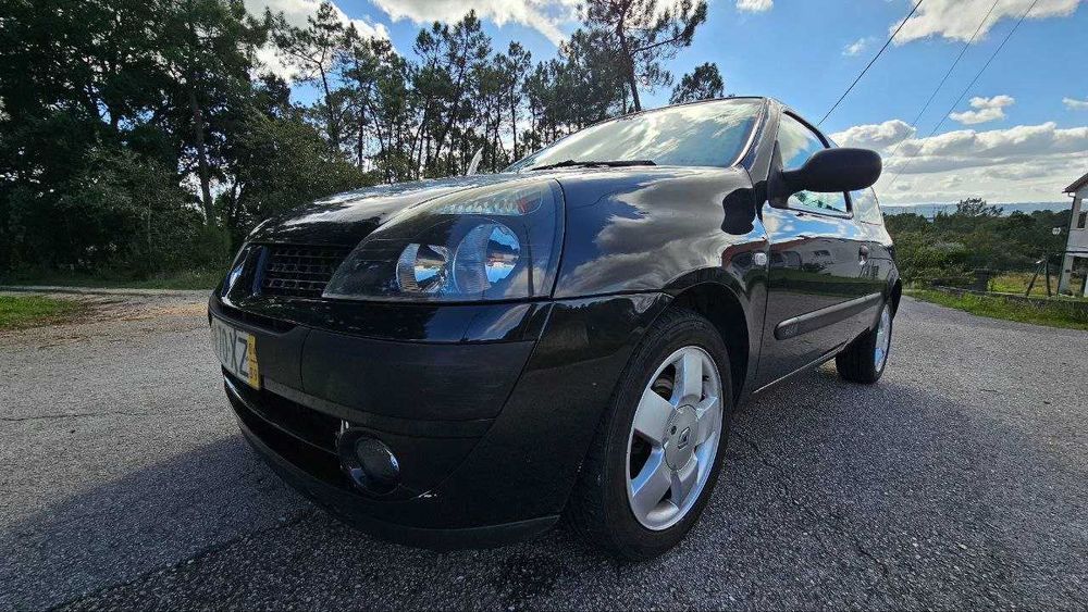 Excelente Oportunidade Renault Clio
