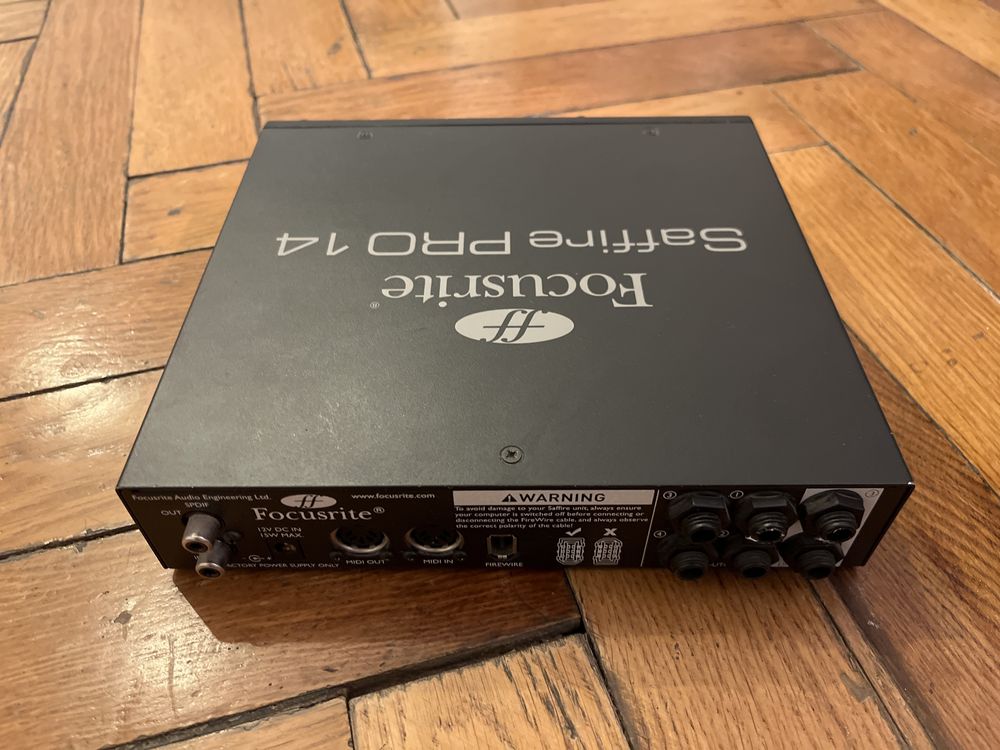 Karta dzwiekowa audiointerfejs Focusrite Pro 14