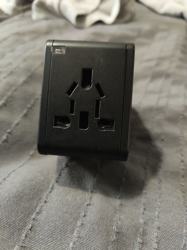 Adapter podróżny USB azja Europa USA Afryka napięcie 100-240V