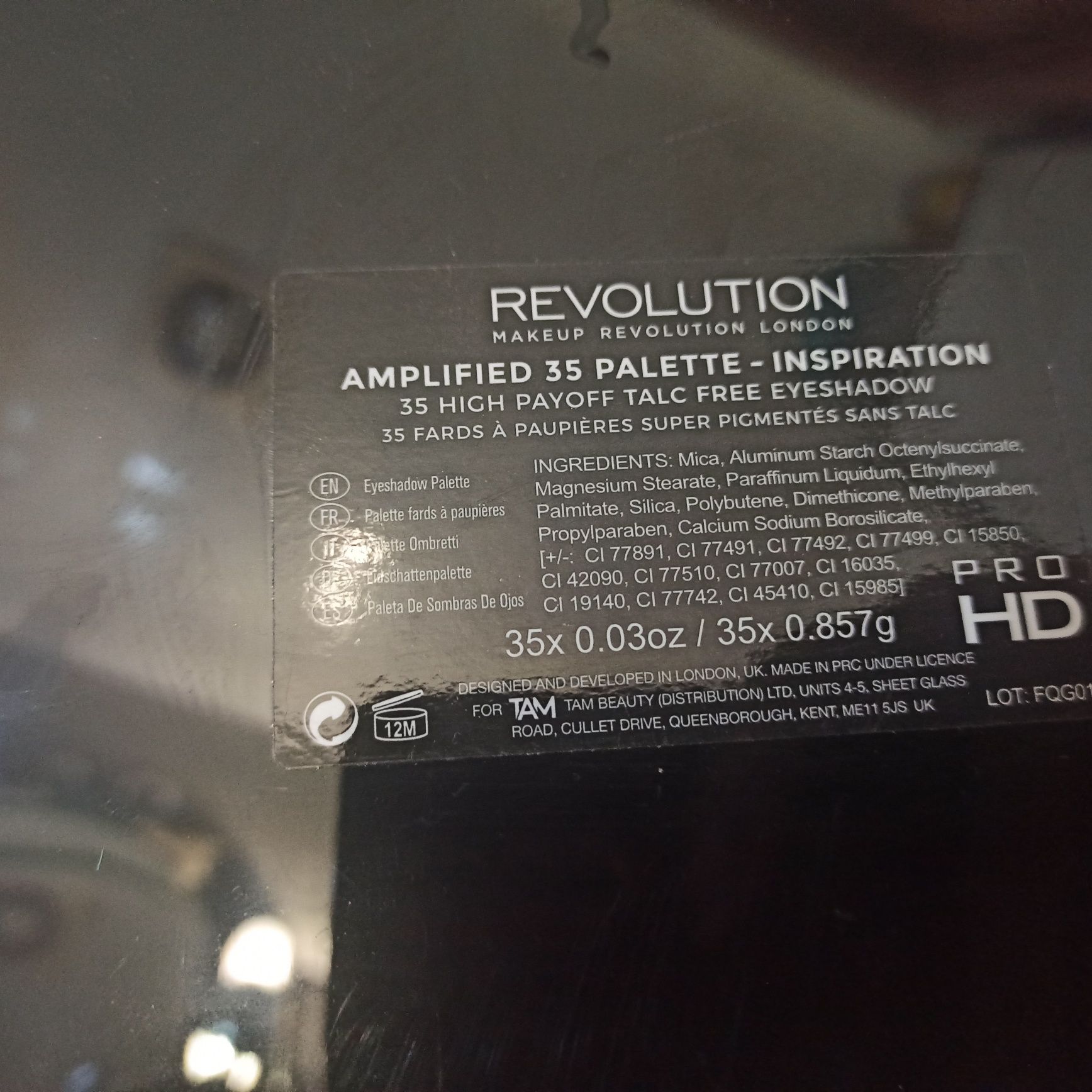 Paleta PRO HD - Amplified 35 Makeup Revolution