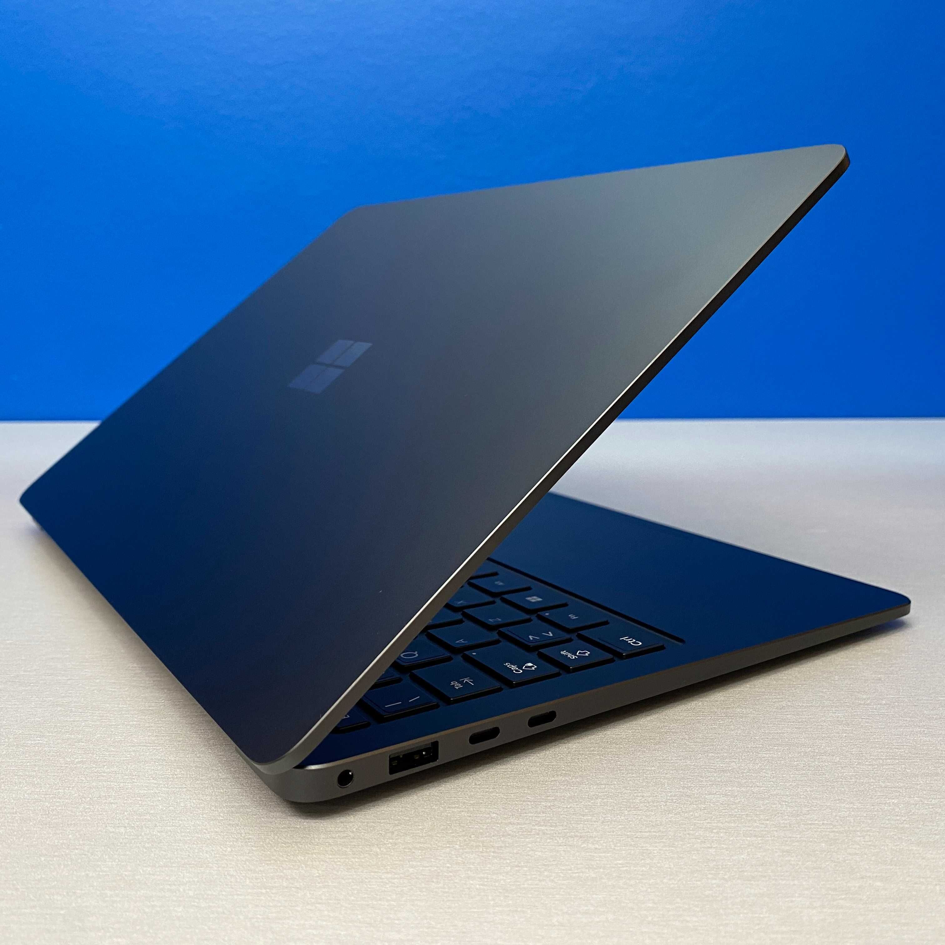 Microsoft Surface Laptop 7 - 13.8" (Snapdragon X Elite/16GB/512GB)