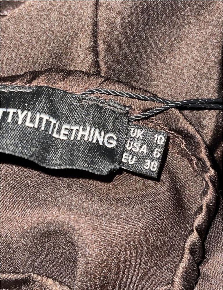 Сукня PrettyLittleThing