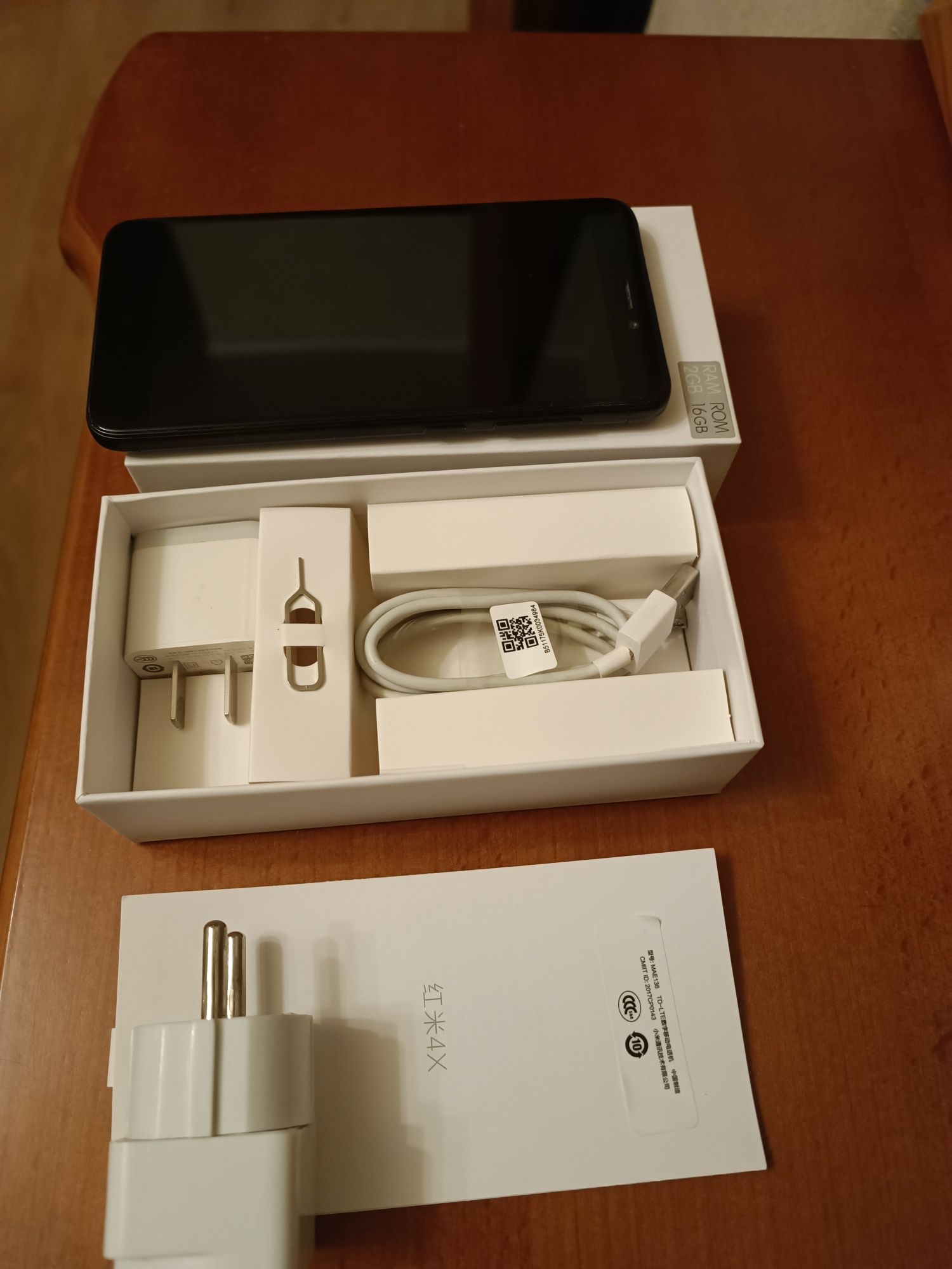 Продам Xiaomi redmi 4X 2/16GB