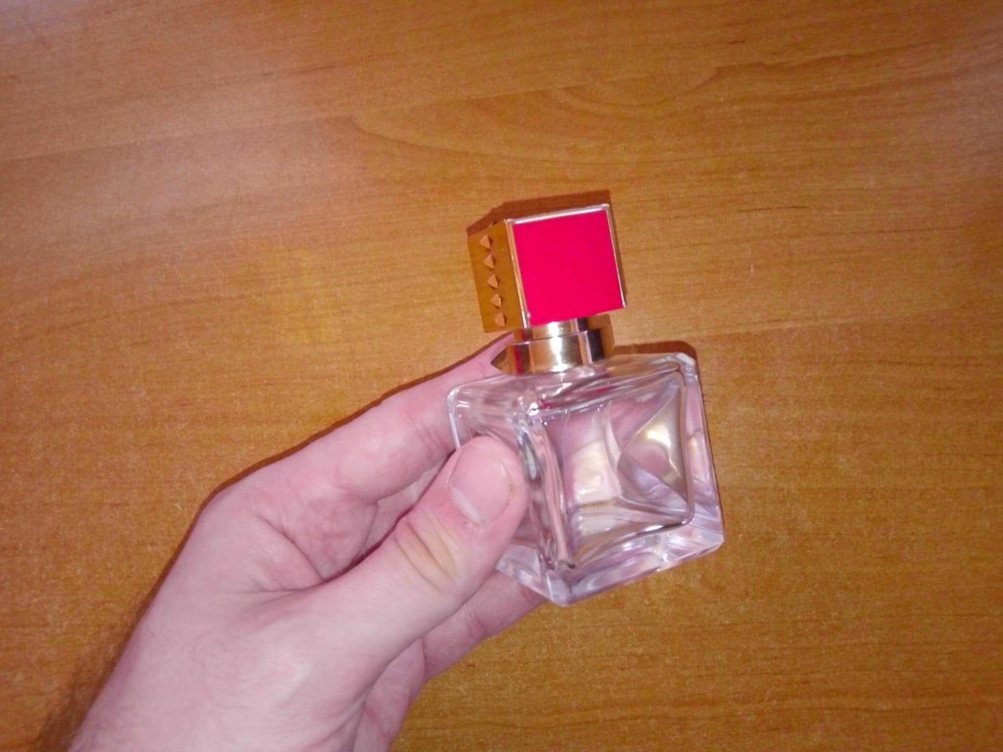 Valentino Voce Viva Eau De Parfum EDP 30ml pusty flakon pudełko karton