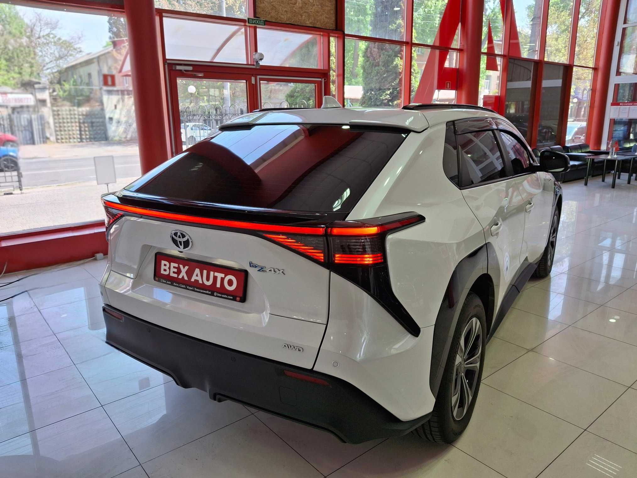 Toyota BZ4X 2023 года    4WD