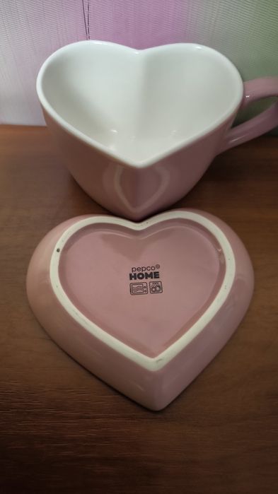 Чашка рожева сердце з блюдцем Pepco home