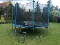 Trampolina ogrodowa duża, używana. Łomianki, Dziekanów