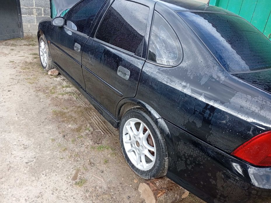 Продам вектра б,дизель