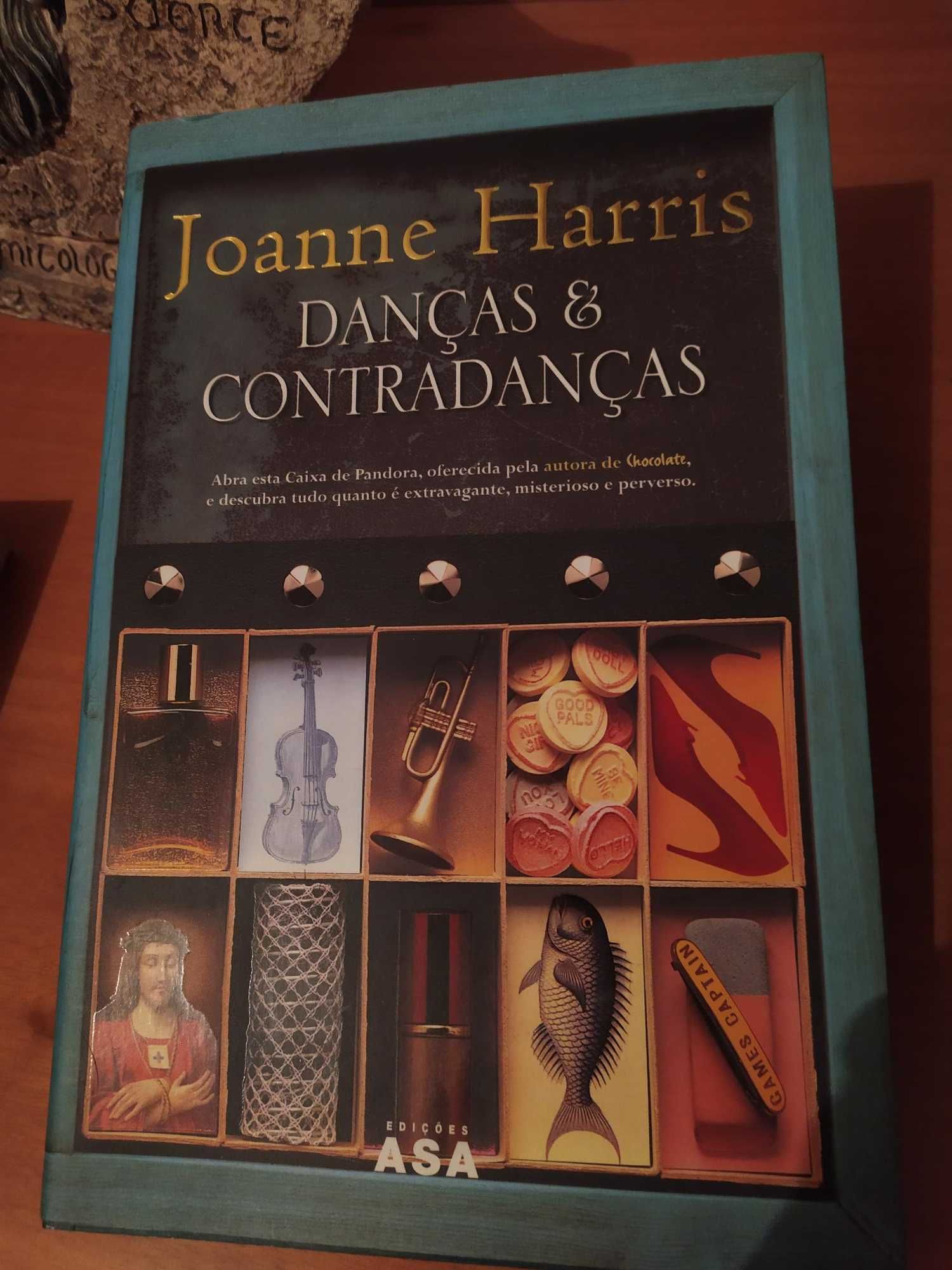 Livro "Danças e Contradanças" - Joanne Harris