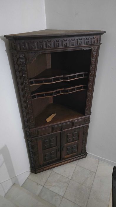 Móvel de Canto em bom estado