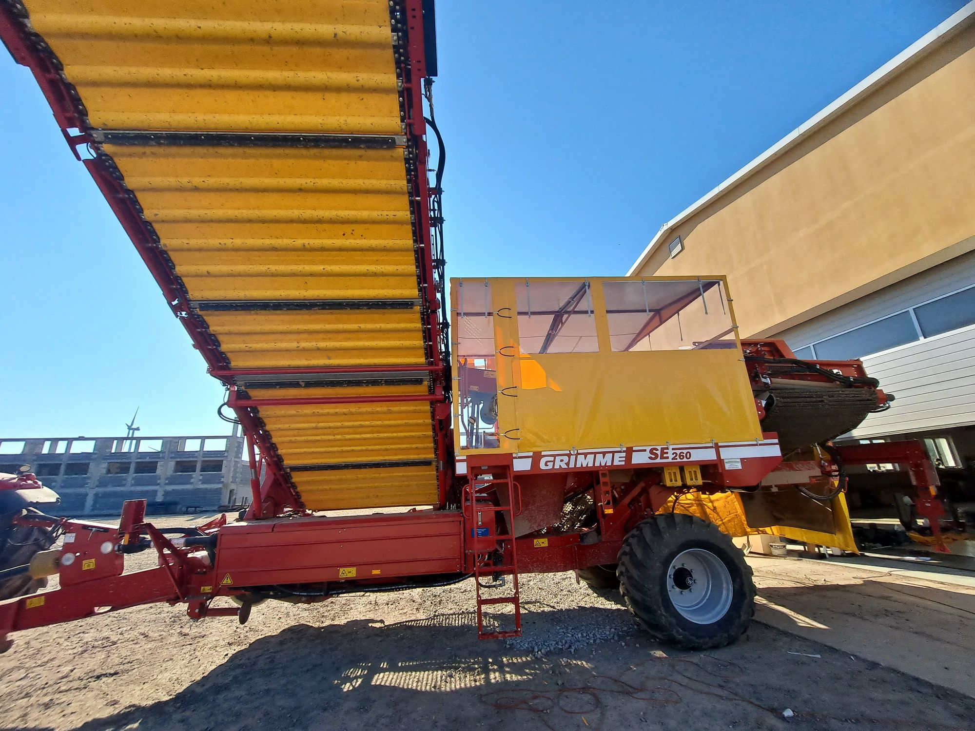 pas kombajnu Grimme , transporter do kombajnu do ziemniaków