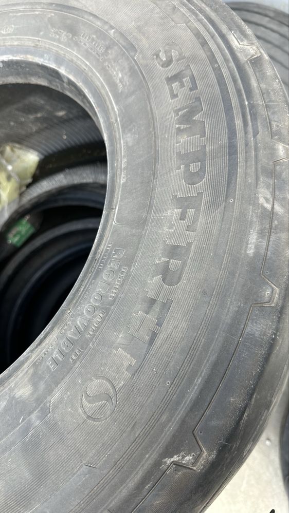 Вантажна резина 19.5 - 22.5