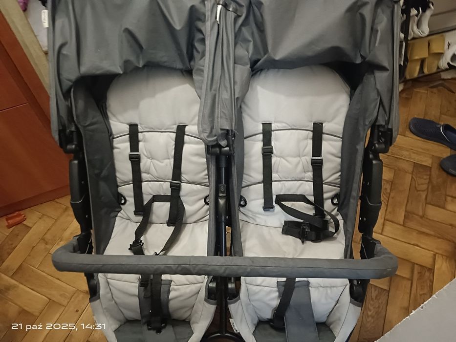 Wózek spacerowy dla bliźniąt lub rok po roku