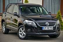 Volkswagen Tiguan 2.0 TDI 140KM 4x4 Automat DSG Klimatronic PDC Grzane Fotele HAK Niemcy