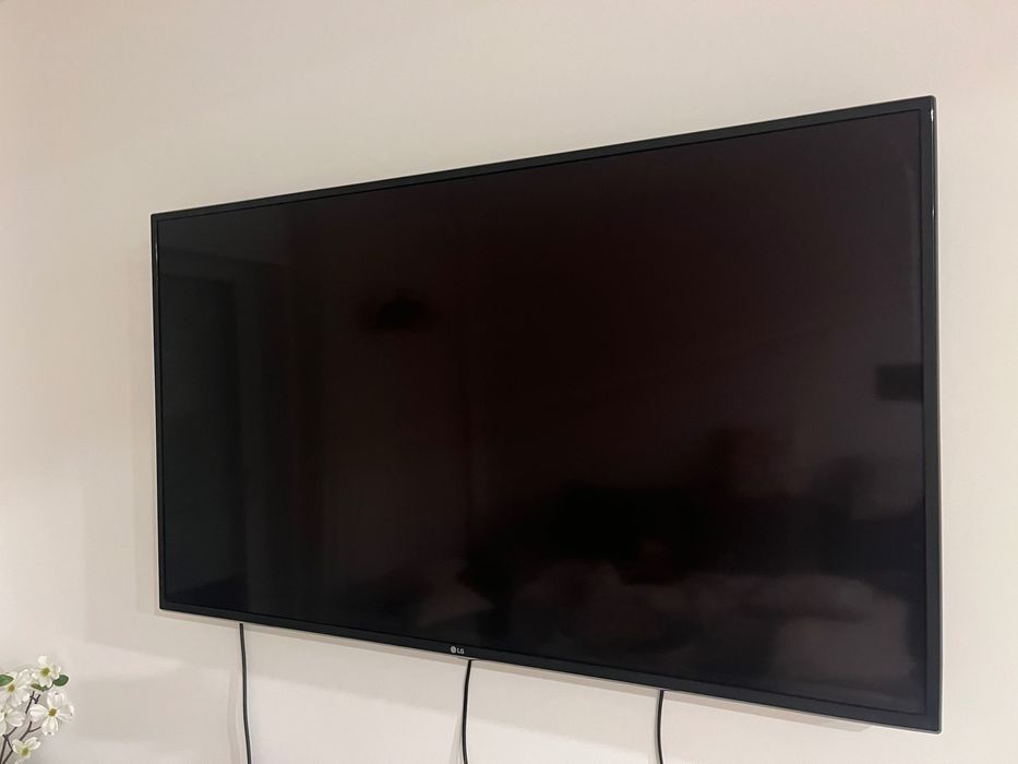 Televisão LG 49”_ Smart TV Led 4K