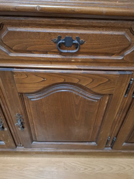 Moveis so ou separado  aparadores castanho maciço