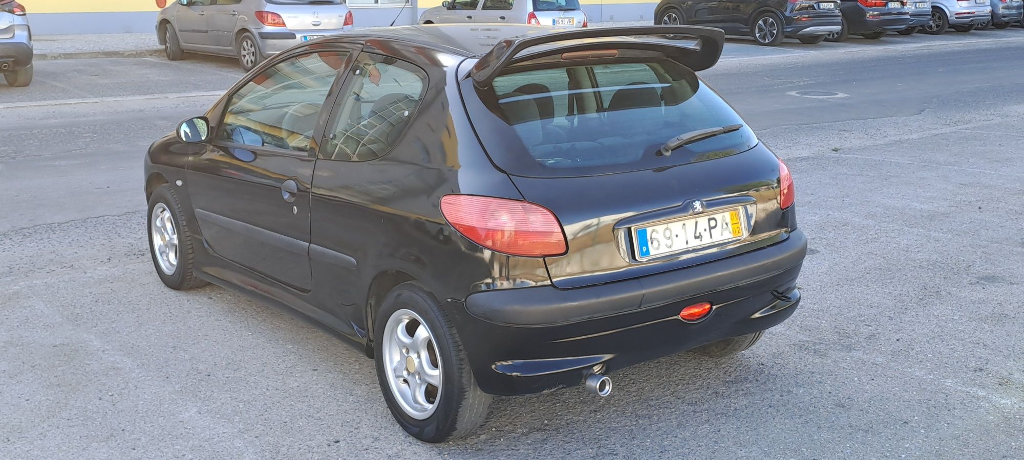 Peugeot 206 189,000 kms 2000