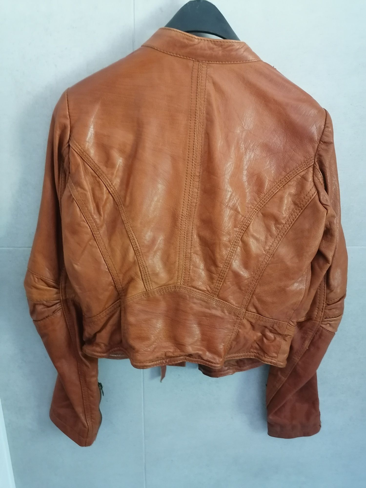 Kurtka, pilotka skórzana M Bershka