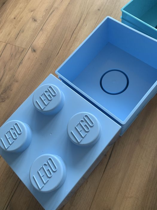 2 pojemniki Lego
