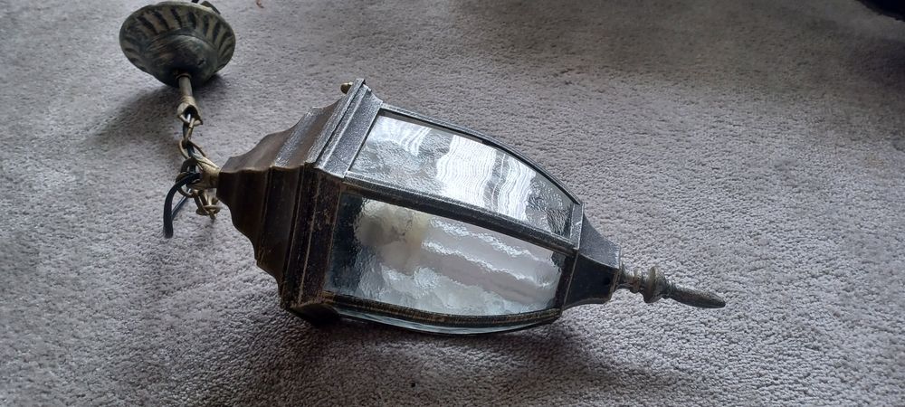 Stara lampa dekoracyjna latarenka