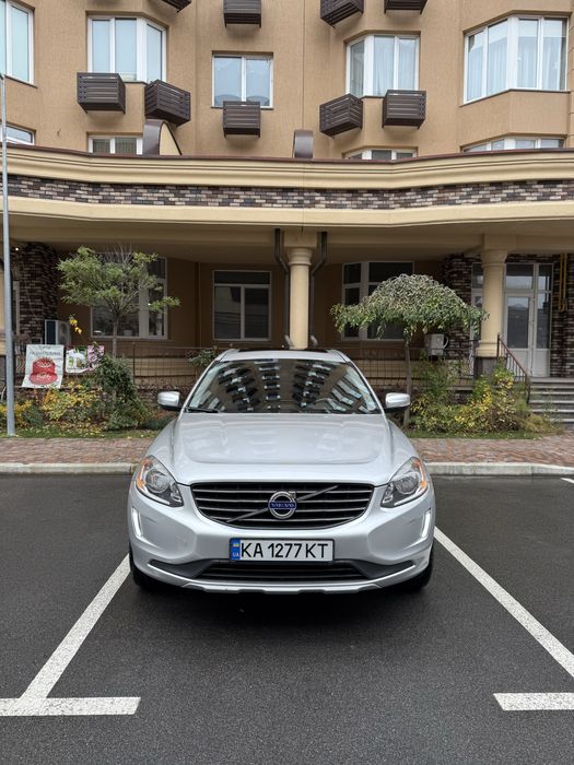 Volvo XC60 2015 року