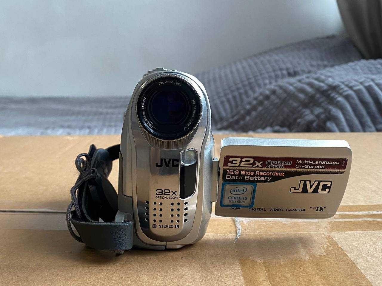 Kamera VHS JVC GR-D360E+baterie+Gratis*