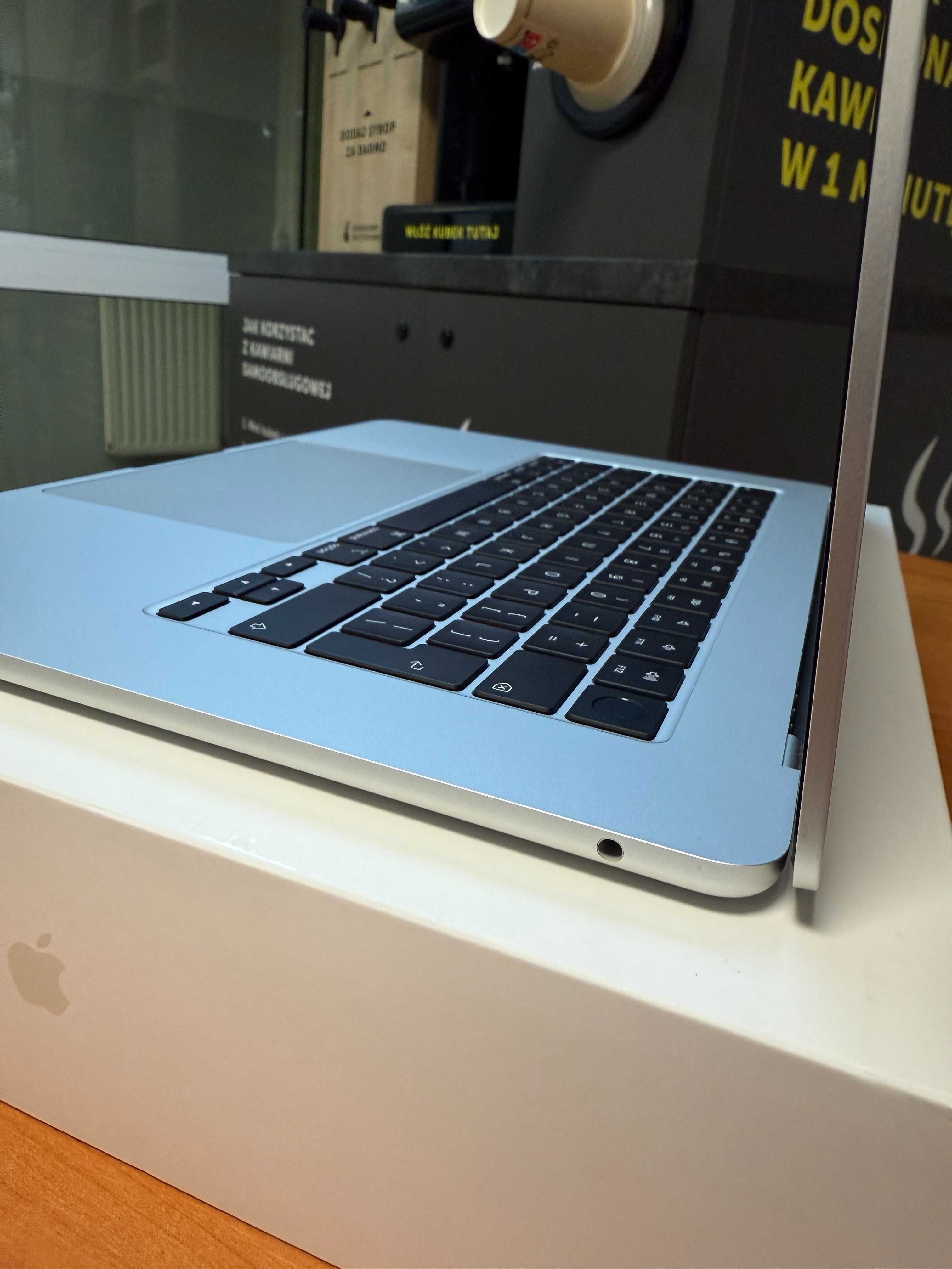 Apple Macbook Air M2 15 - Wrocław