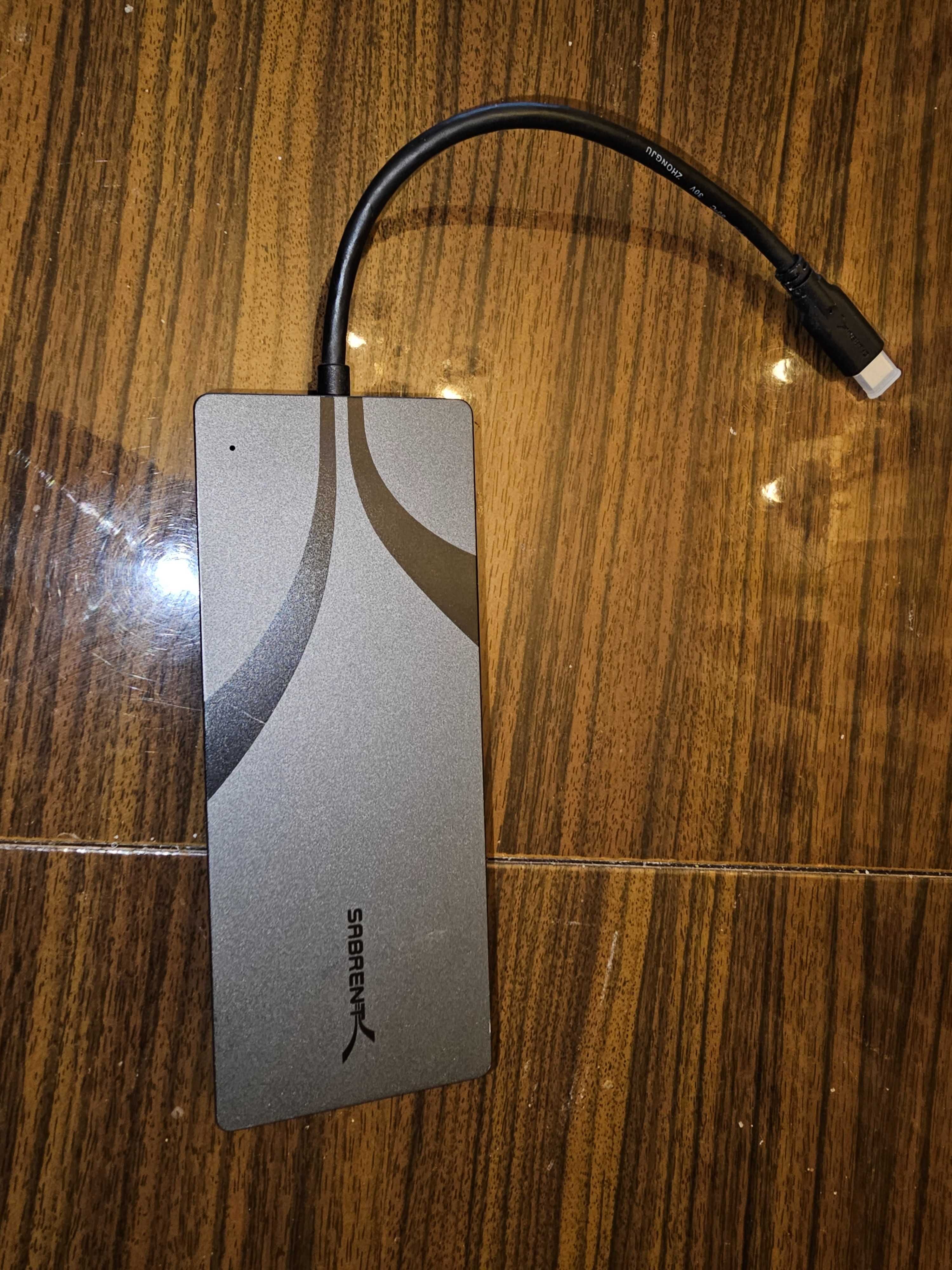Stacja dokująca Sabrent HB-6PNV hub usb dysk m.2 NVMe