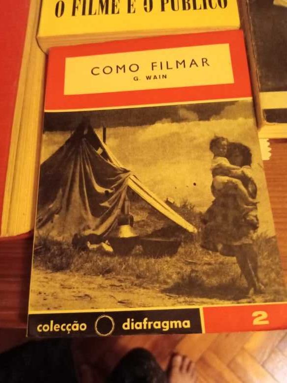 Colecção de livros antigos sobre fotografia, preço por livro.