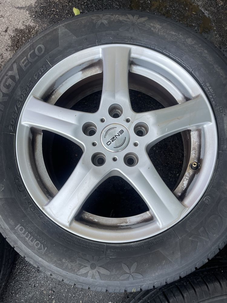 Диски Audi,Volkswagen,Skoda,Seat,Merc 4шт 6,5Jx15 5/112 ET38 DIA 70.1