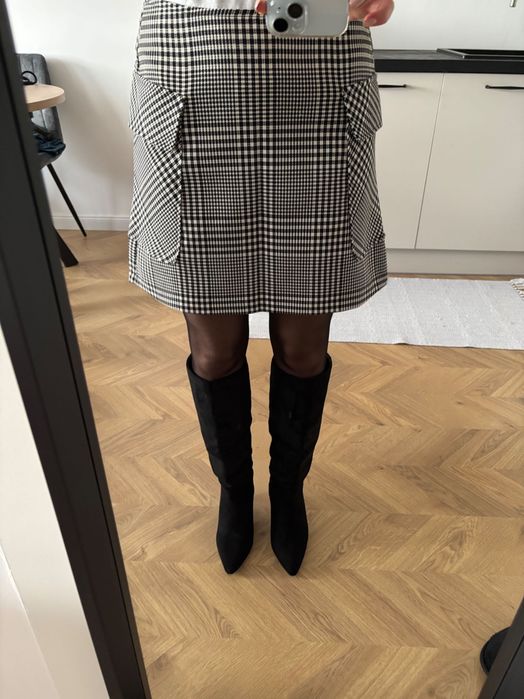 Spódniczka w pepitkę z kieszeniami