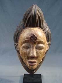 Mascara Africana, Gabão