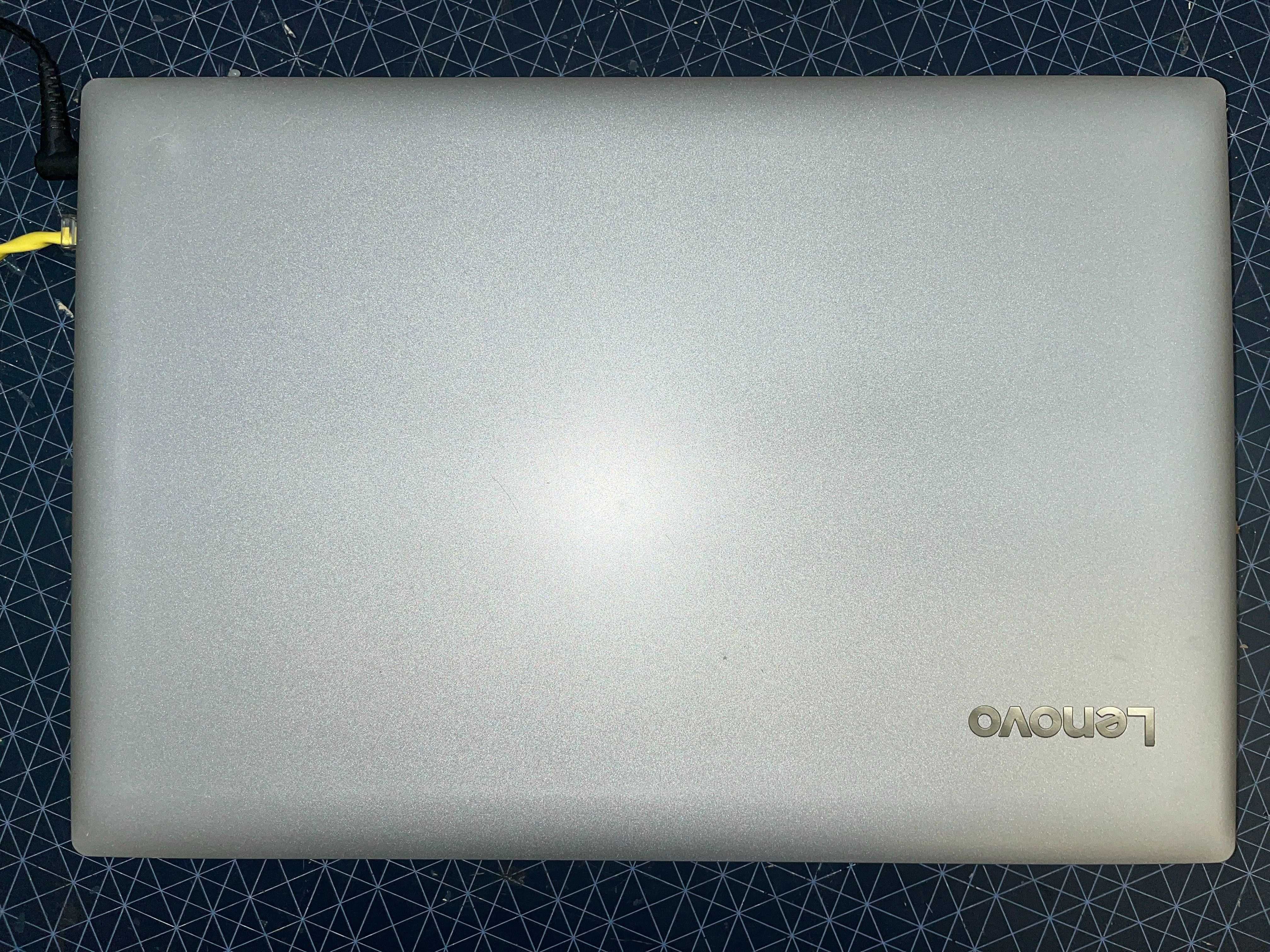 Laptop Lenovo 320-15ISH i3-6006U,8GB,256 SSD, FHD, komplet BDB