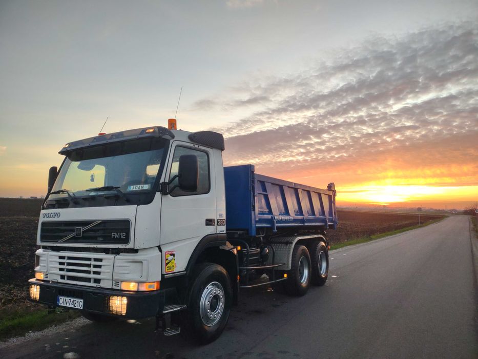 Usługi transportowe wynajem wywrotki 13 ton usługi Koparko ładowarką