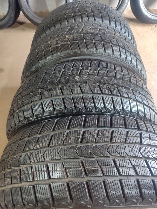 Зимові шини nexen 235 55 18