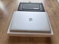 Macbook Pro 15 2015 + etui THULE - Polecam!