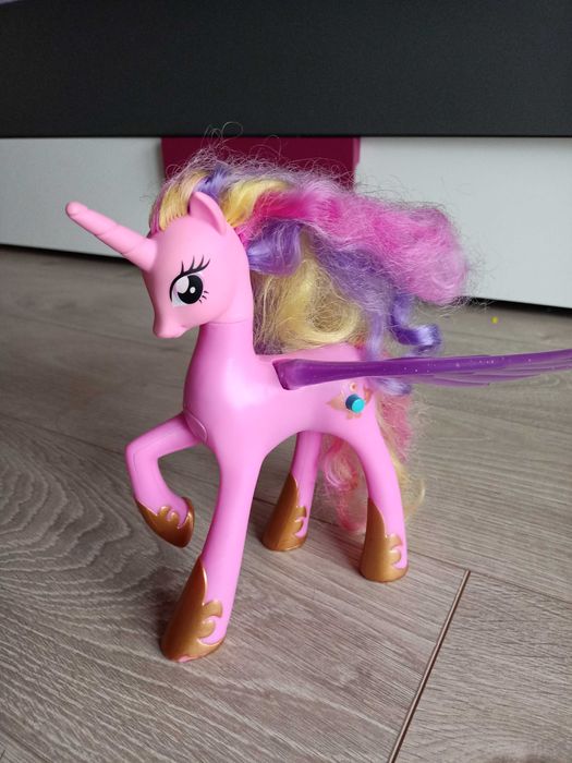 My Little Pony Twilight Sparkle - kucyk interaktywny! firmy Hasbro