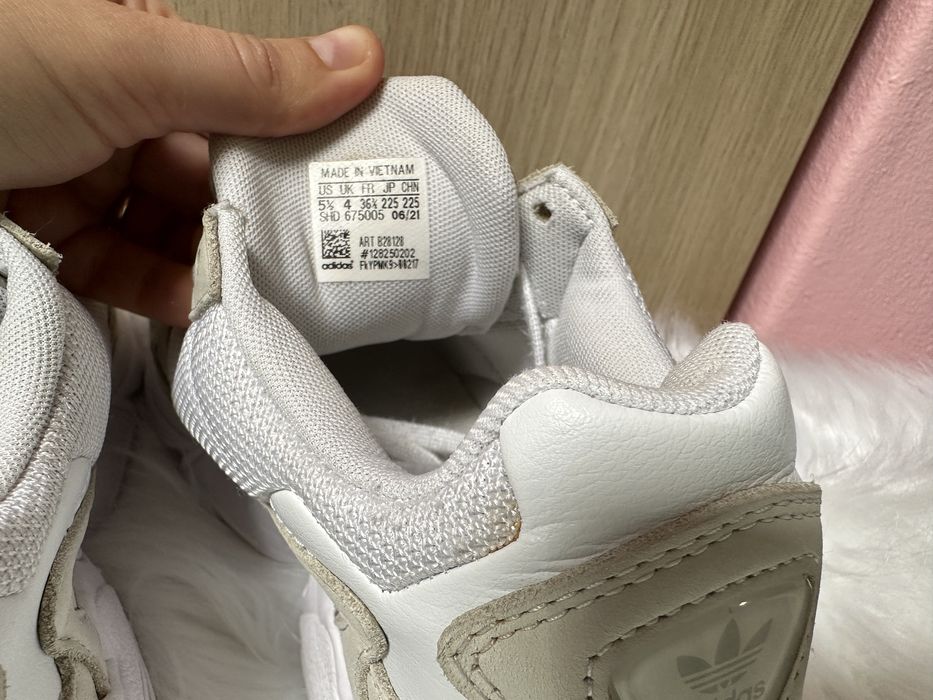 ADIDAS Falcon Brancas e Bege 36 2/3 (usadas)