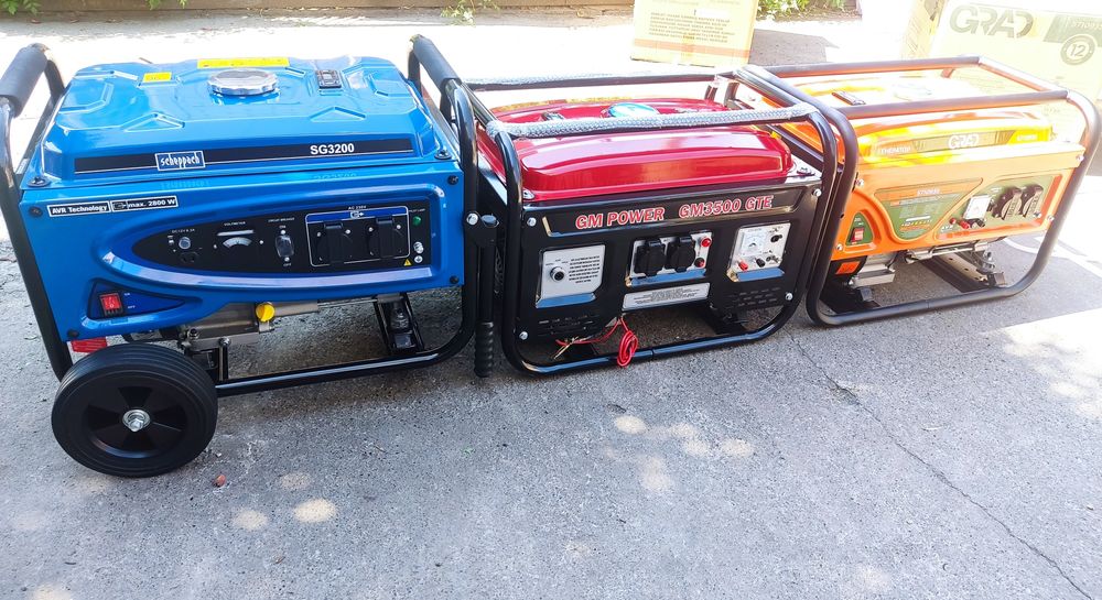 Генератор 220v, 2,8kv, 3,3kv.