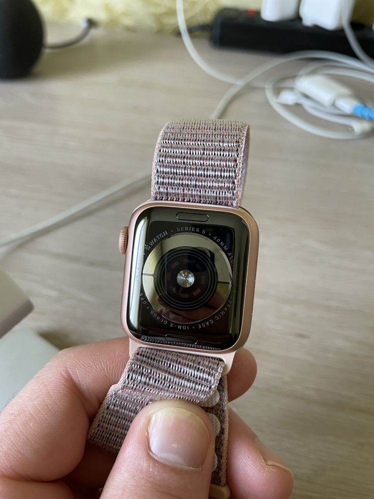 Apple Watch 5 40mm gold