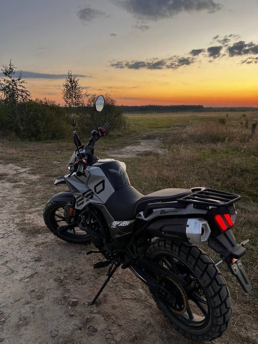 Продам мотоцикл текен 250