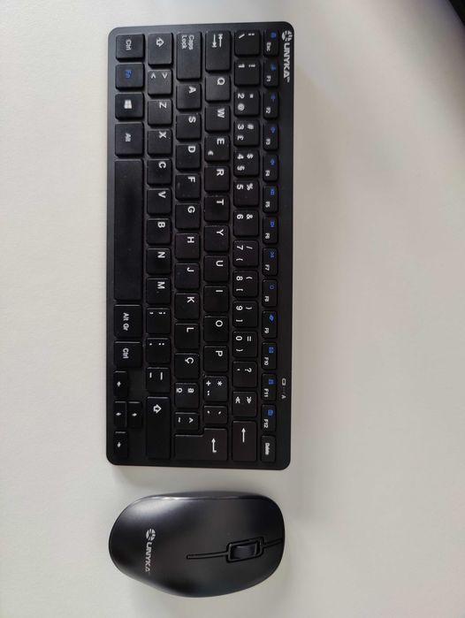 STICK PC Intel T6 P1 4GB RAM/64GB SSD + Teclado e Rato s/fios