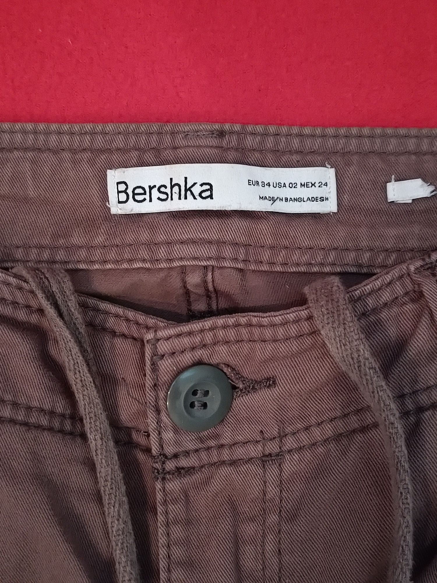 Продам штаны карго Bershka размер S