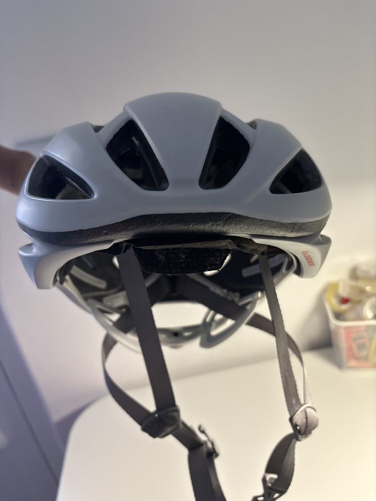 Capacete Giro MIPS Spherical tamanho S