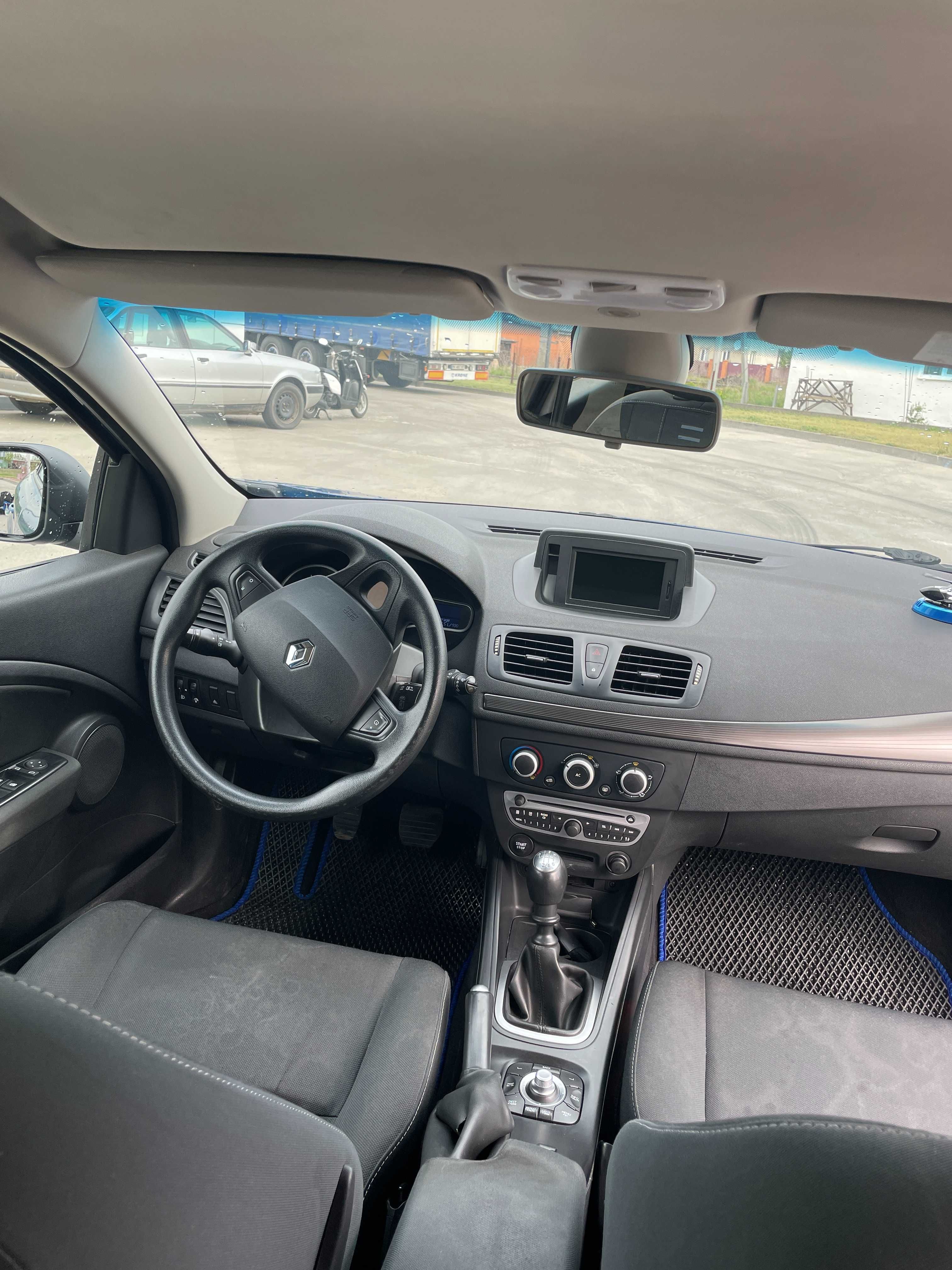 Продам Автомобіль Renault Megan 2011 1.5dci