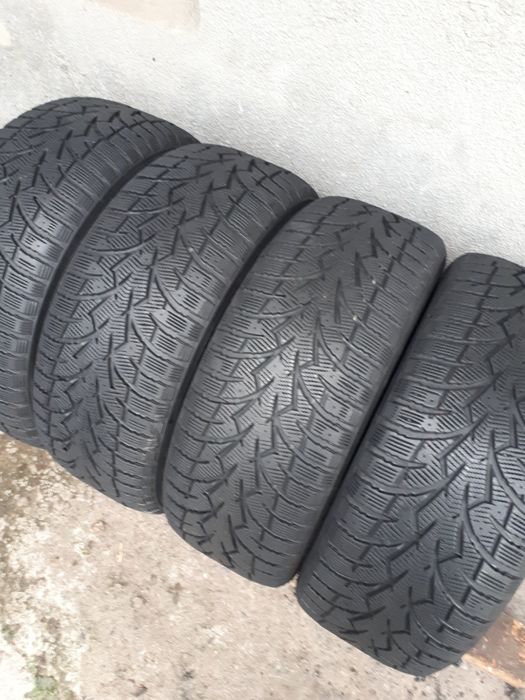Зимові шини 225/55 R17 Toyo Observe G3 ice