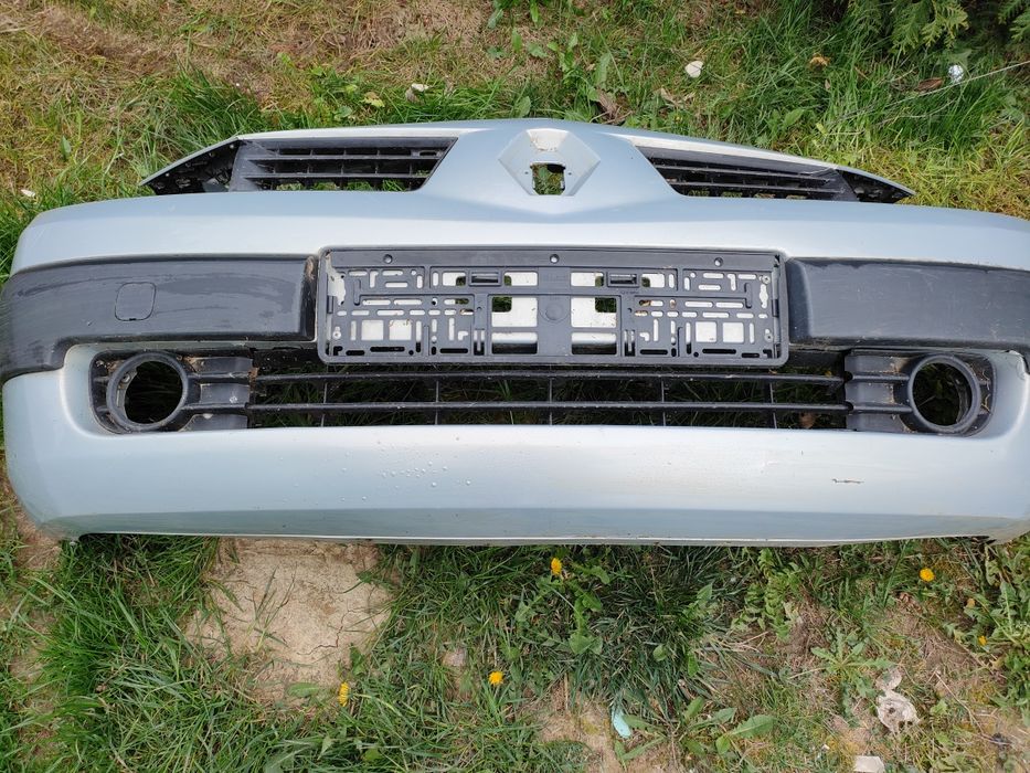 Przedni zderzak Renault Megane cabrio