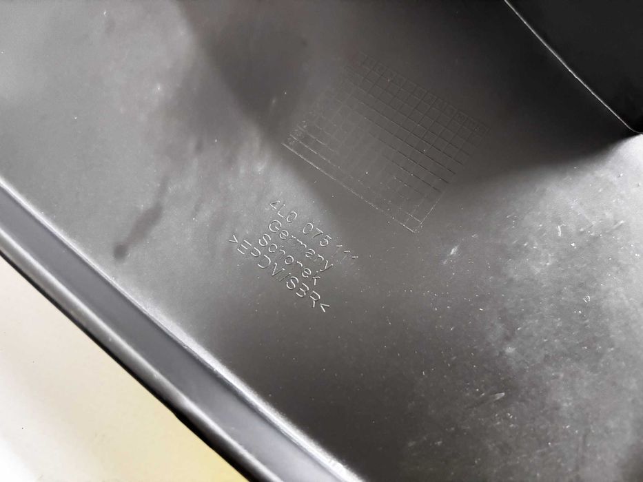 Audi Q7 2007-2015 Крім S Line Бризговики Брызговики 4L0 075 111