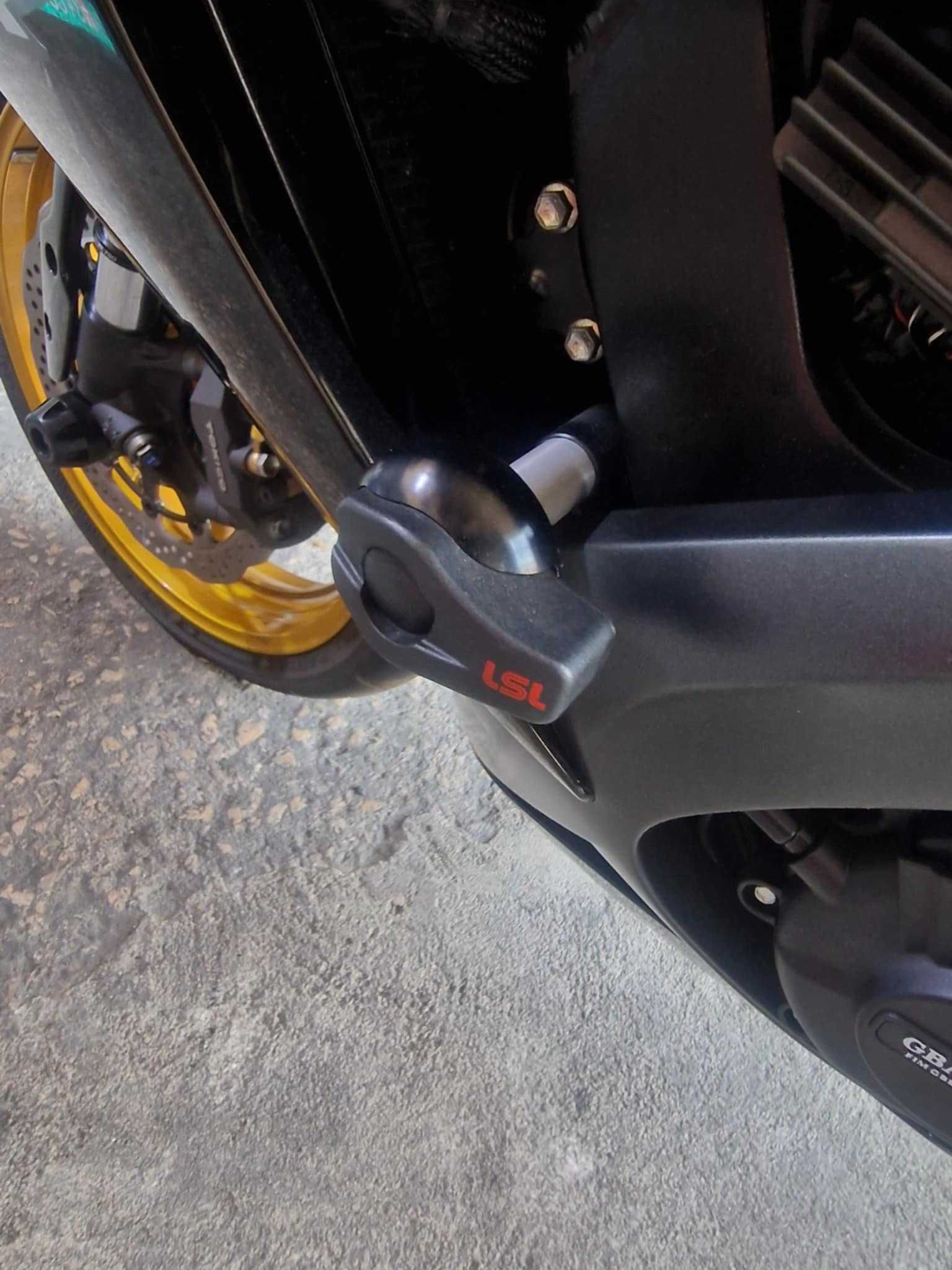 Suzuki GSXR 750 ano 2010
