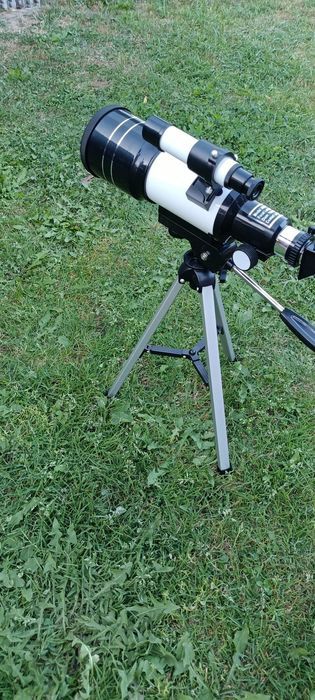 Teleskop Astronomiczny F30070 plus Statyw